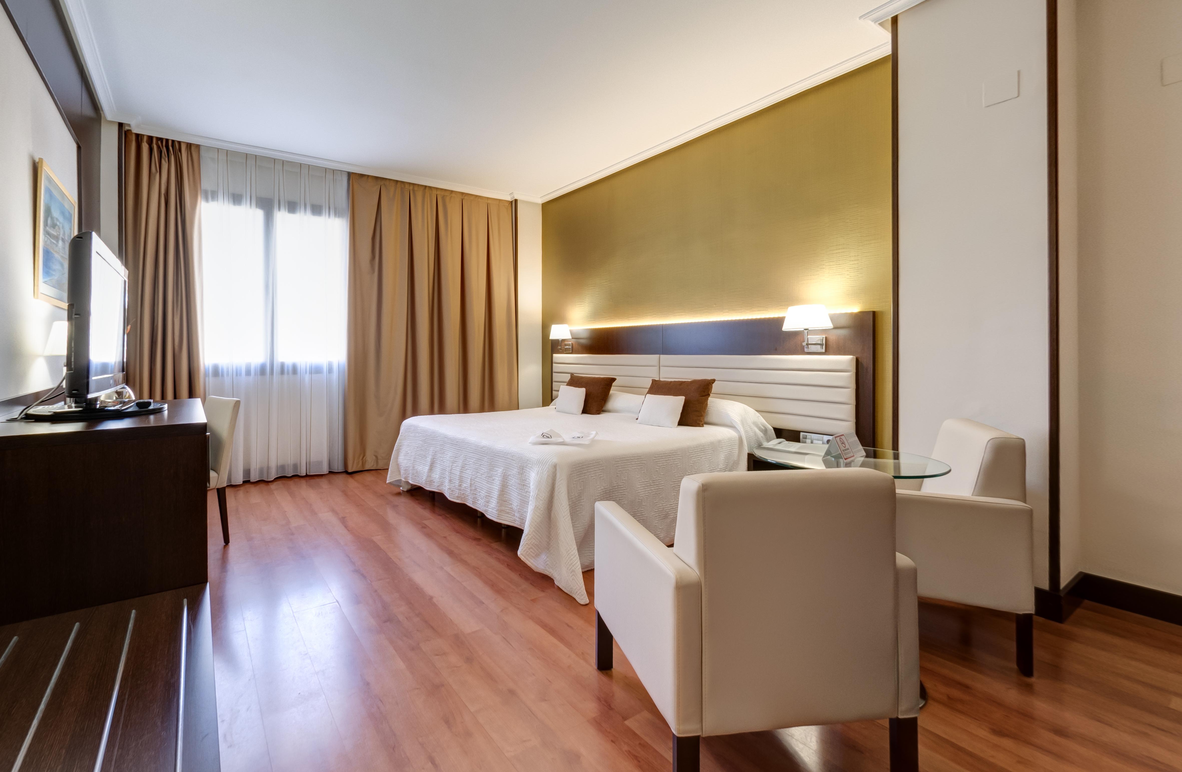 Hotel Monte Puertatierra Cadiz Dış mekan fotoğraf