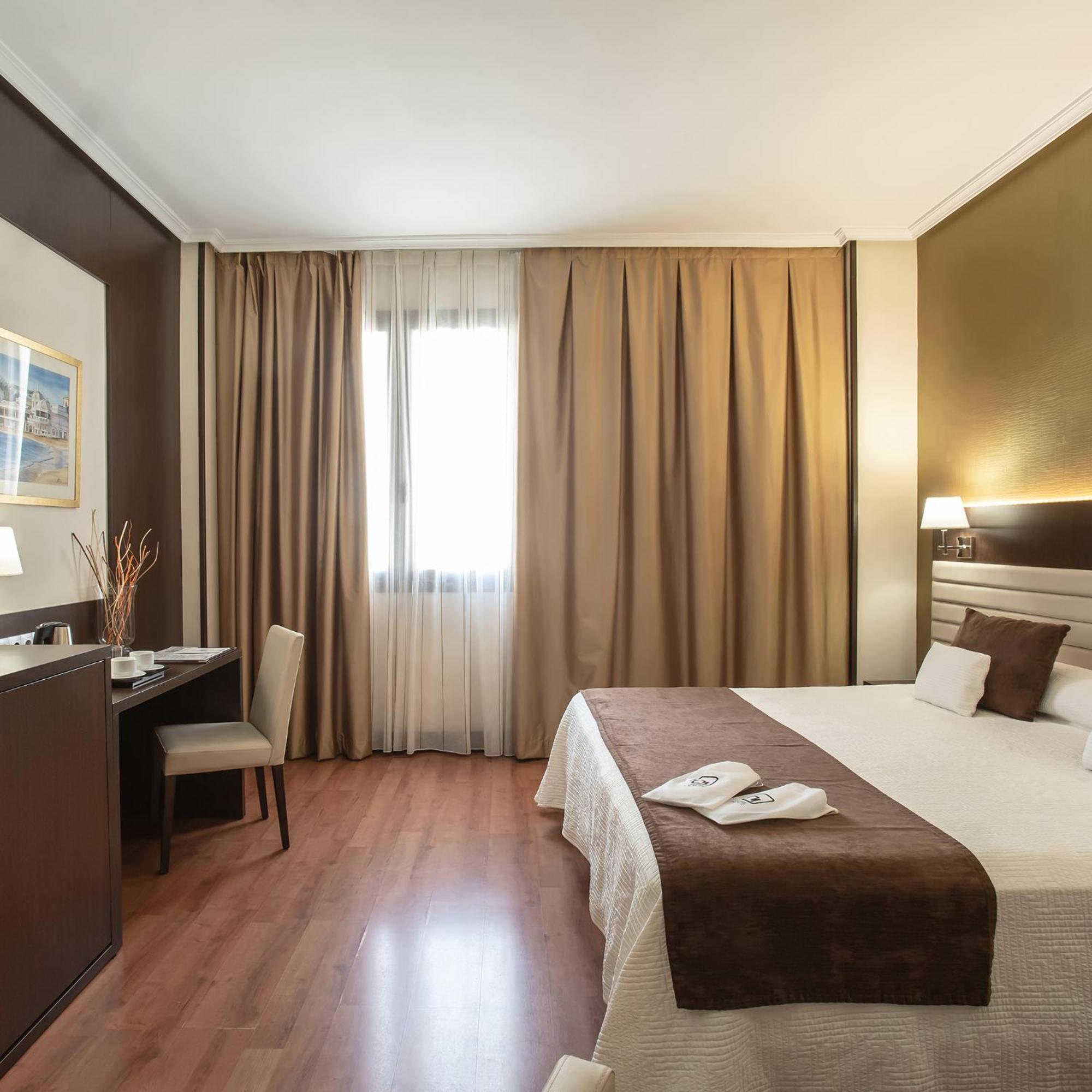 Hotel Monte Puertatierra Cadiz Dış mekan fotoğraf